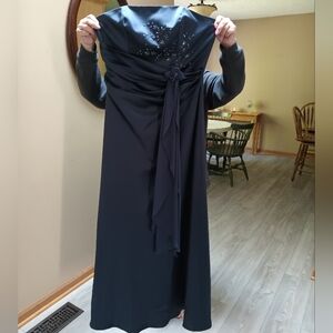 Elegant Formal Navy Blue  Dress With Matching Mini Purse, Over The Shoulder Shaw